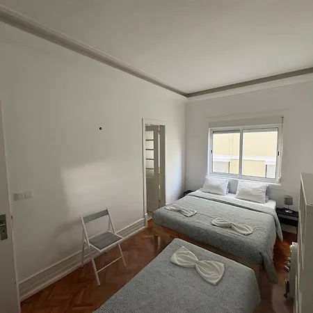 Hotel Coliving Ourique 4*